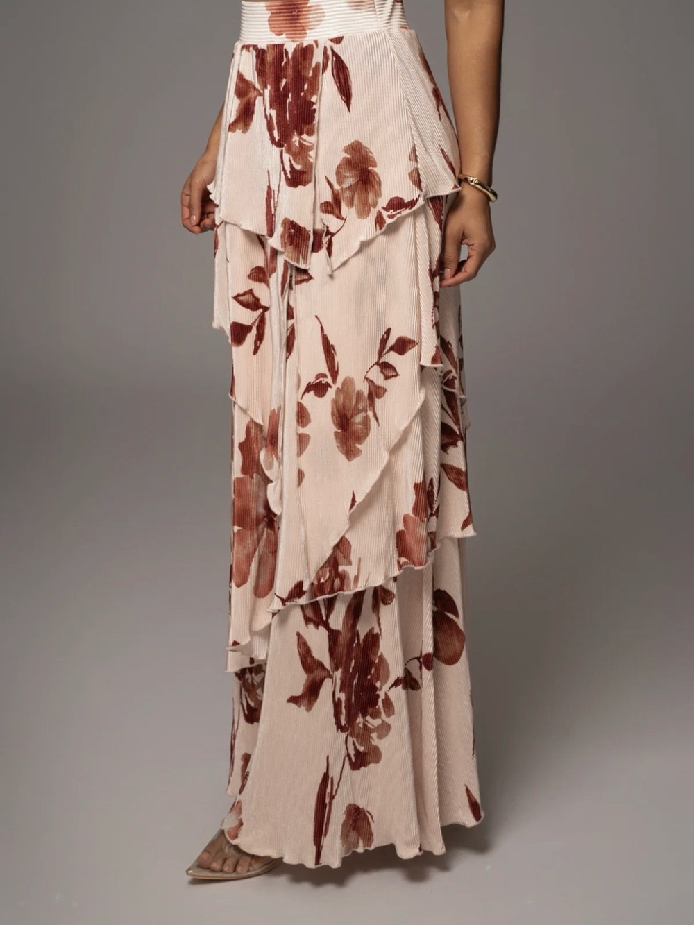 JLuxLabel CREAM FLORAL KAMIRA TIERED SKIRT- Small (NWT) - Picture 5 of 8